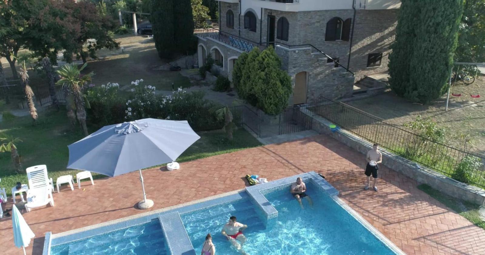 Villa Anna Leptokarya  Exteriör bild